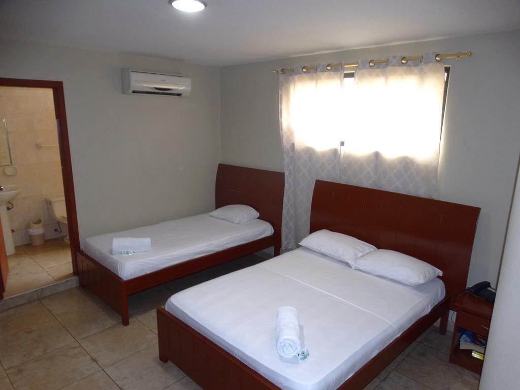 Hotel Onix Gold Guayaquil Bagian luar foto
